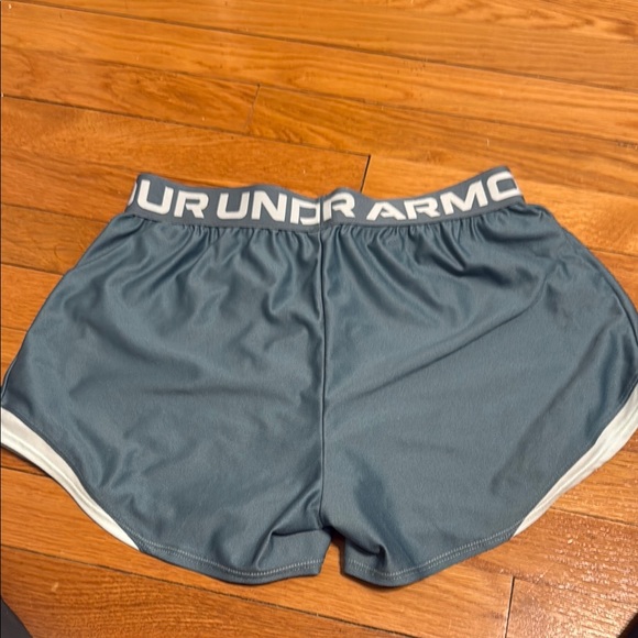Under Armour Women's Gray Shorts - Picture 3 of 3